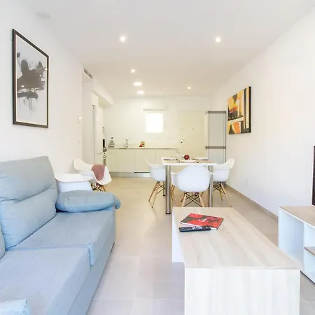 Апартаменты 3 Bedroom Cozy In Дения